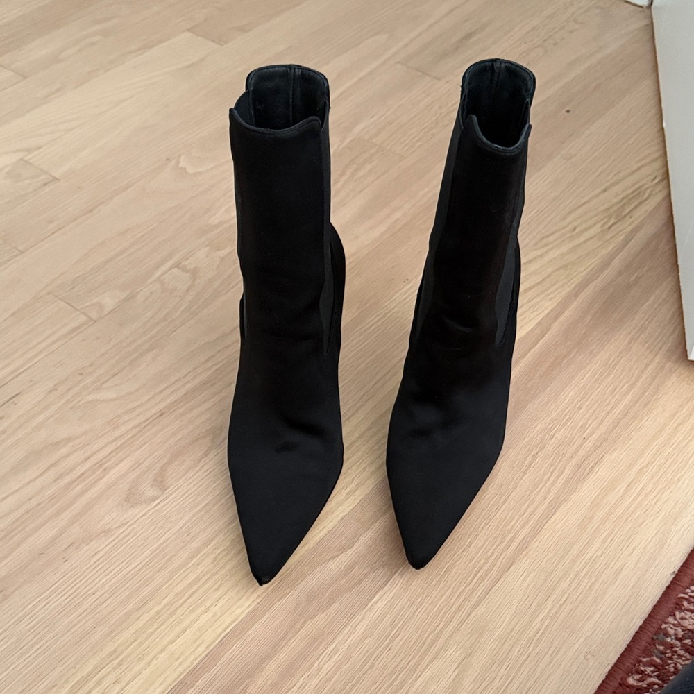 Good American Black Heeled Boots